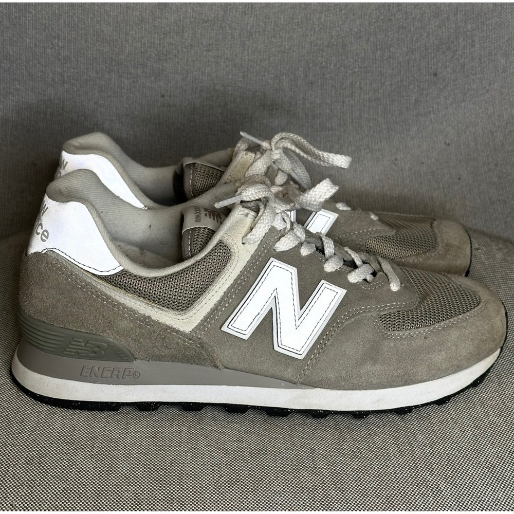New Balance 574 Grey Sneakers Womens Size 9.5‎